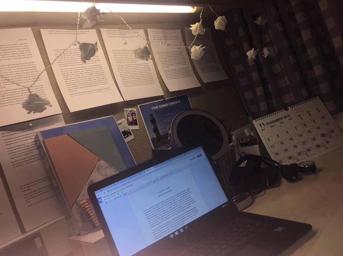 PUNCEllie18's tweet photo. Getting my room all ready for the next 3 assignments π©πΌββοΈβπΌπ #plymouthuni #nursing #NRS404 #assignments #student https://t.co/2p7V6kCs14