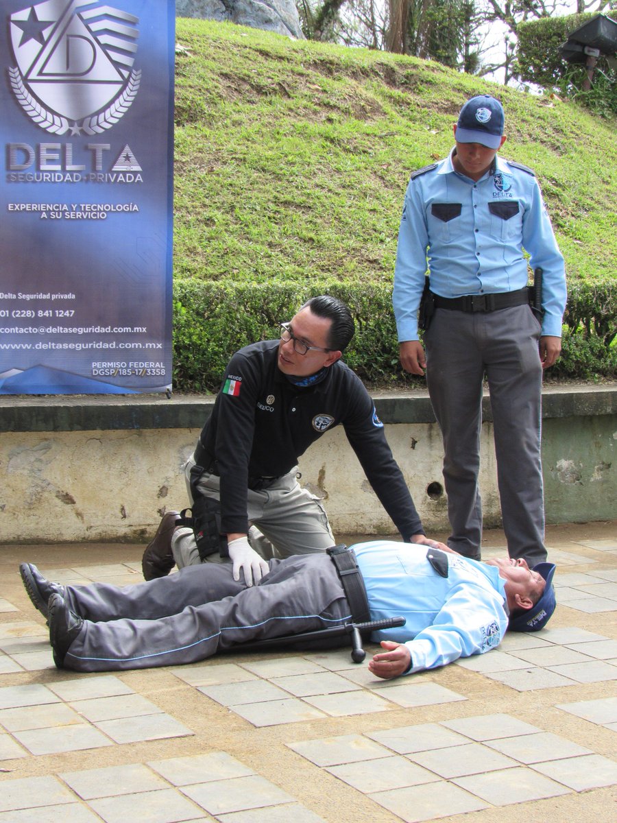 DeltaPrivada's tweet image. #Delta  #Seguridad #Privada !Imparte Curso en Técnicas de Bastón Policial PR-24, Primeros Auxilios y Defensa Personal! Através del Centro de Capacitación en Seguridad Integral y Emergencias (COTAI) @DeltaPrivada