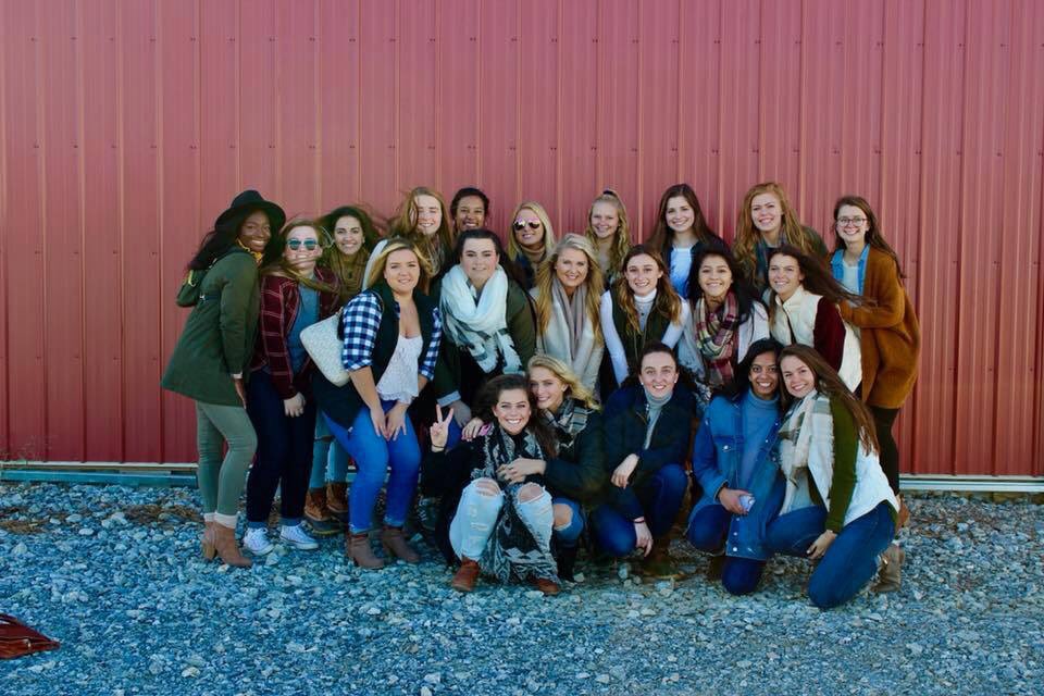 ast_mcdaniel's tweet photo. So thankful for our Sistaus, Happy Thanksgiving💛 https://t.co/JmZ4KAyUl2