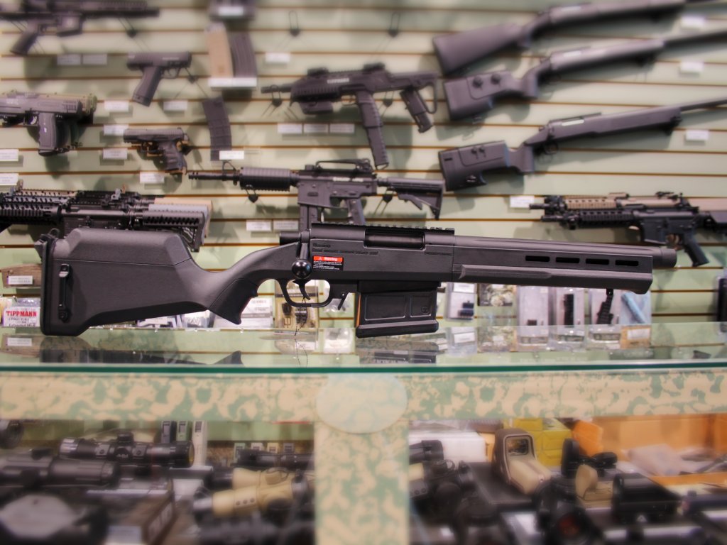 TacticalSports's tweet photo. Ares AS-02 Now in Stock - So many upgrades and a much nicer trigger feel as well :) #wegotthat #alwaysmorestuff #airsoft #freerewards #pricematch #weship #canada #tactical #tacticalsports https://t.co/mPUI53r0H4