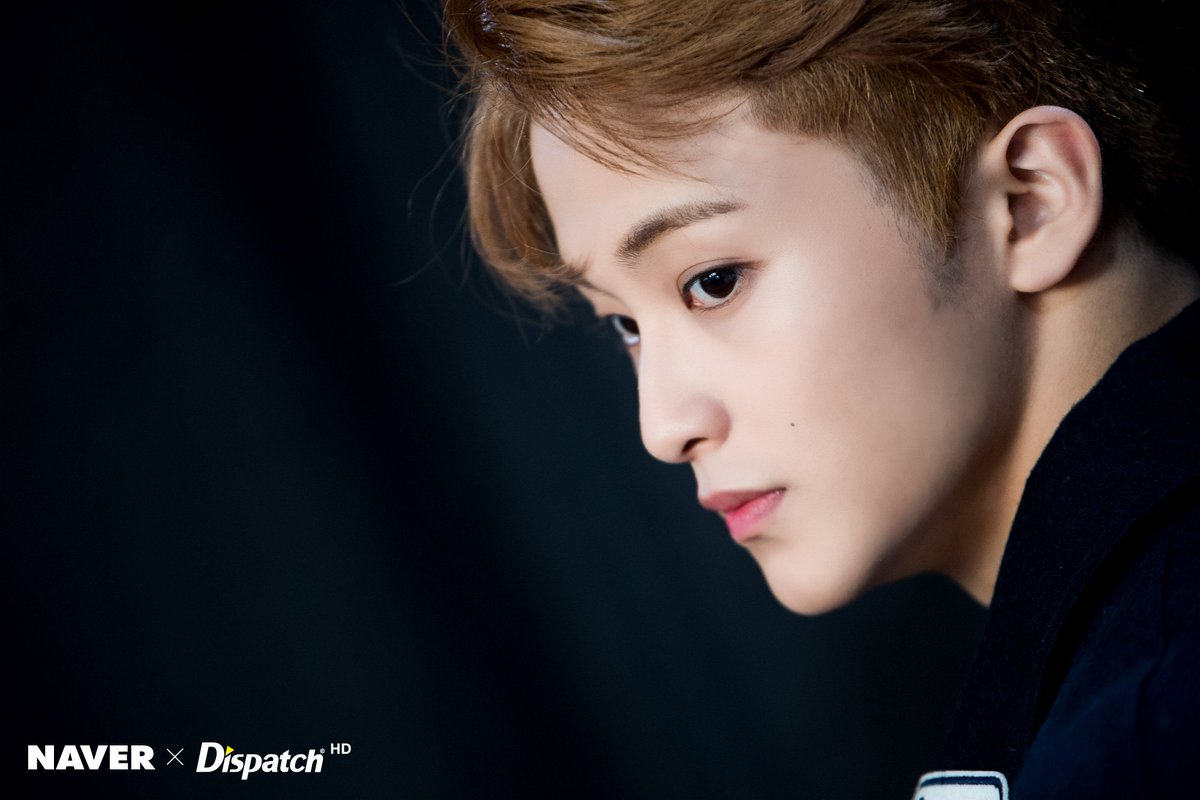 MarkLee_Bar's tweet photo. #마크 #NCT #MARK 
181123 NAVER×Dispatch update https://t.co/FLmATbM92C