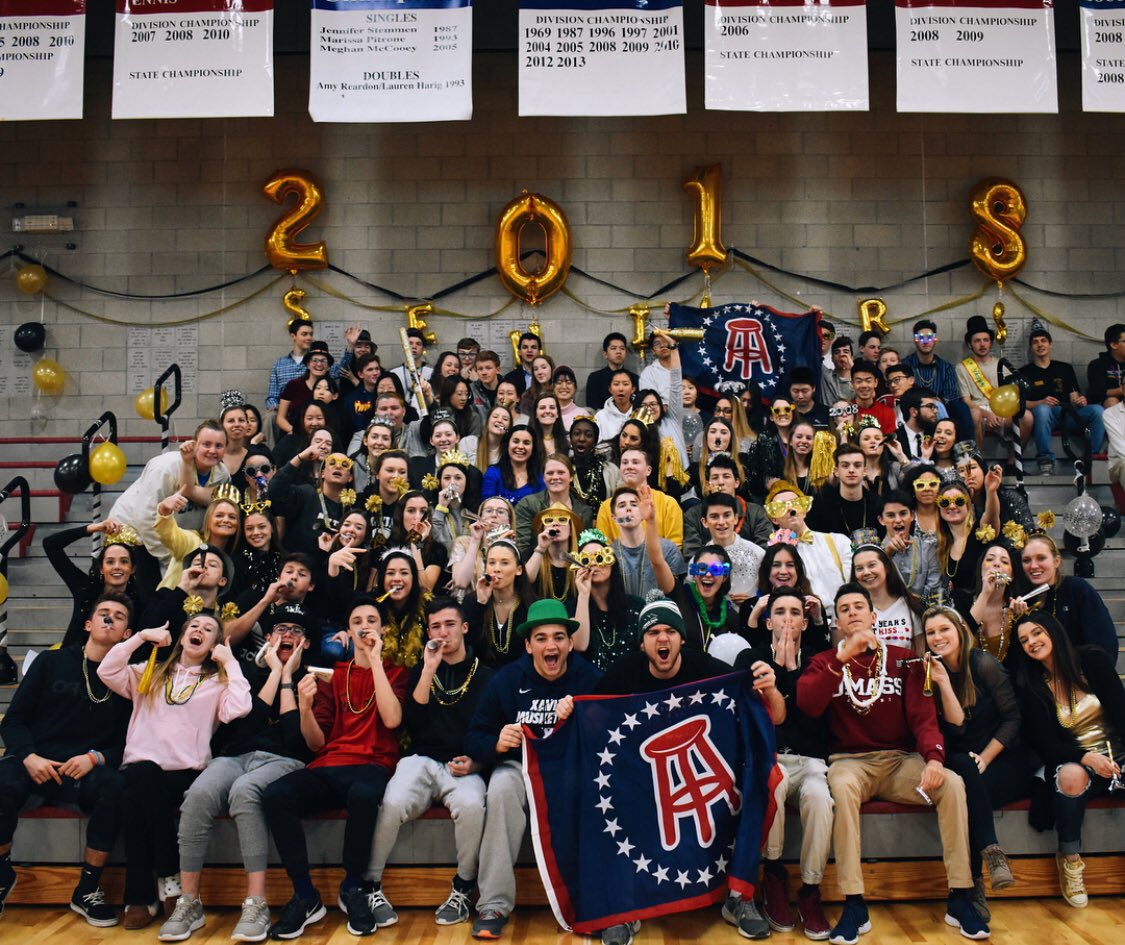 mscclassof2018's tweet photo. 🚨Happy Thanksgiving everyone! See you all THIS Saturday from 11-2 in the gym lobby! 🚨 https://t.co/LoojOIqFwU