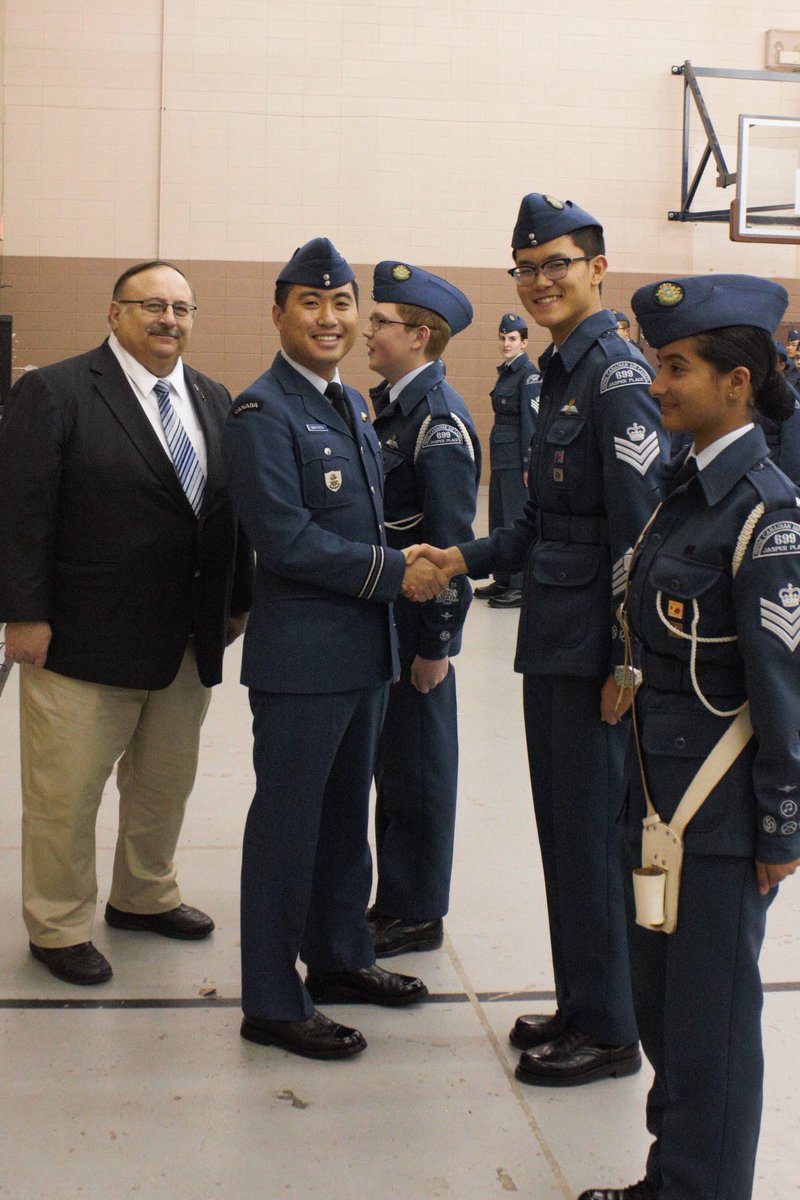 699Cadet's tweet photo. Photos from last night's Wings parade.... November 21 https://t.co/zroeVJtZkz