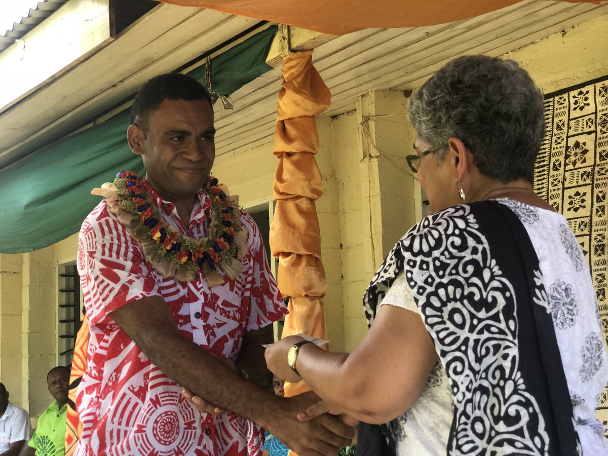 CommsFWCC's tweet photo. #Books help you reach people and learn from their life experience, #ShamimaAli says and donates $1000 to #GauSecondarySchool to resource the remote school's library. Literature is essential to changing community #Gender attitudes #GenderBasedViolence #Fiji #16DaysOfActivism https://t.co/1pGt5aWIik