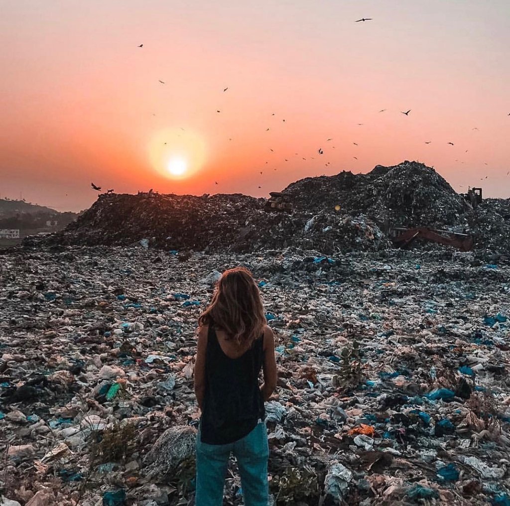 oinacarton's tweet photo. #plasticwaste takes hundreds of years to breakdown in the #environment, each piece of #plastic is one to many... why not try @h2oinacarton for a change to #plasticbottle water... #betterforyou
#sustainablewater
#waterinacarton
#planetearth
#sustainability
📷: @chloechlothesblog https://t.co/Ykqxe6gSmw