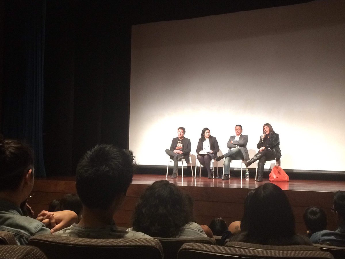 generoeldocu's tweet photo. Conversatorio sobre #GéneroBajoAtaque https://t.co/KCjA9GIElX