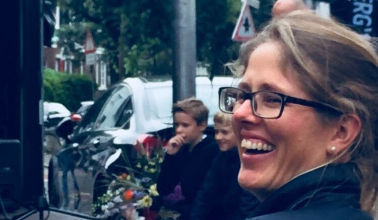 CCD_Outreach's tweet photo. This is Lisi Beyersmann from @Macquarie_Uni an #ECR studying word #reading in children & adults. Her recent #openaccess paper showed differences in compound words vs nonwords: https://t.co/sWcu40ja5x
https://t.co/1anTqHbzcu #CCDReading #CelebratingCCD https://t.co/sNuAy9SAYS