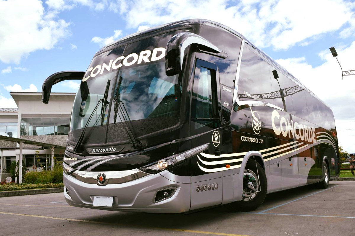 latinobus's tweet photo. #CombinaciónPerfecta: Diseño de avanzada en la #NewG7 de @MarcopoloCol con los colores sobrios y elegantes de @Cootransbol, gracias a las directivas de #Marcopolo-#Superpolo por permitirnos conocer éste espectacular bus. https://t.co/pu3dxsGSXn