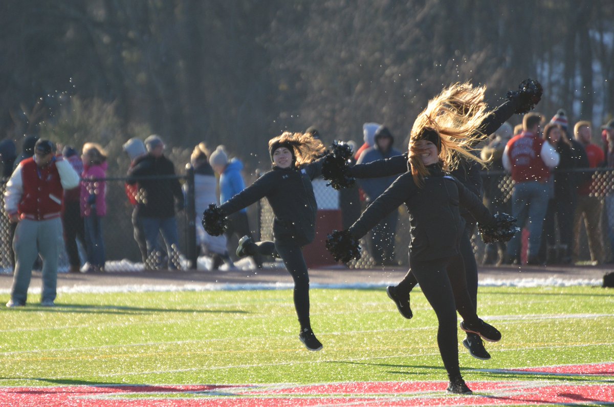 mmarch75's tweet photo. We were fortunate to spend Thanksgiving with our family and friends.  Yesterday the cold was braved to watch 2 of our kids represent @SPMinfo and @SPMAthletics in the traditional SPM vs SJ Football game.  Proud to be part of the @SPMDanceTeam and @SPMGuardianFB #Thankful https://t.co/WmmgpCYKPS
