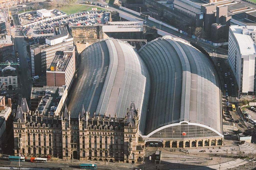 20MilesMore's tweet photo. Liverpool's high speed rail link to HS2, Manchester and the North is a priority according to recent reports https://t.co/drBIgtKd7z https://t.co/A48NewdgCt
