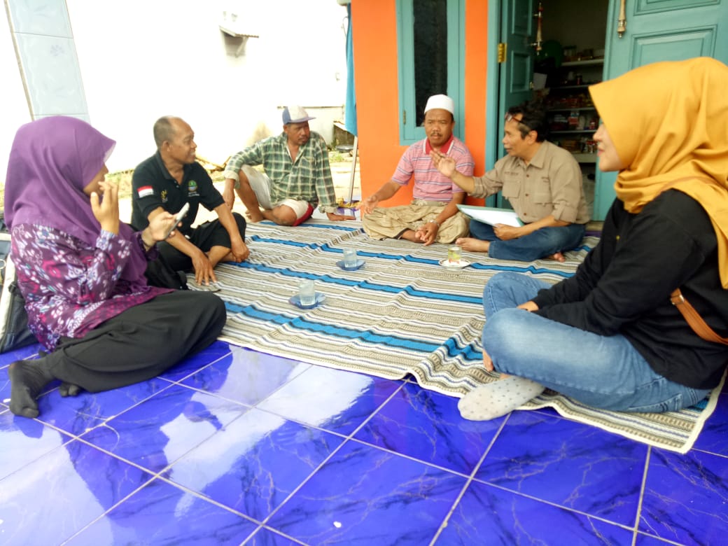 distanhortijbr's tweet photo. Kegiatan Monitoring dan Evaluasi Desa Pertanian Organik di Kelompok Tani Sugih Tani Desa Karehkel Kelurahan Leuwiliang Kabupaten Bogor, 22 November 2018.
#distanhorjabar #bptph #jabarjuara #pertanianjabar #jawabarat #jabar #farmer #petani #agriculture #pertanian #penyuluh #popt https://t.co/dIOnPvf17k