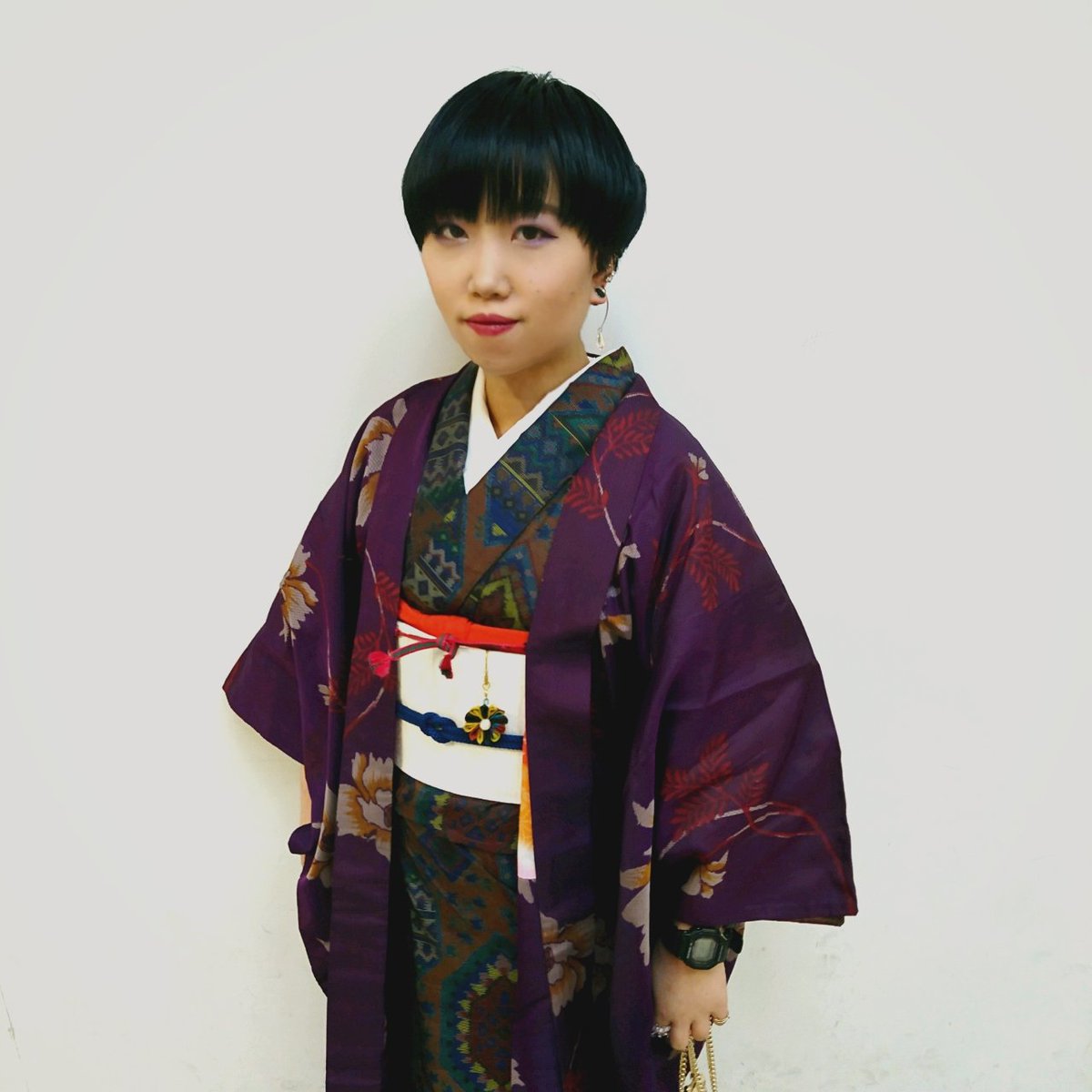 Twitter 上的 Mi桜 Kimono Style Today S Kimono きもの 着物 着物自画撮り部 ツイ廃着物部 今日の着物 ミオキモノ 大島紬 名古屋帯 たんす屋 ベリーショート マッシュ ピアス ボディピアス T Co Gfwtpfneju Twitter