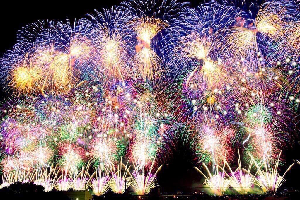 LA72531776's tweet photo. 🎆ハウステンボス花火大会🎆

9/23九州一花火大会✨打上総数22,000発

めっちゃ綺麗😍😍💕 https://t.co/MUfZw9sRh5