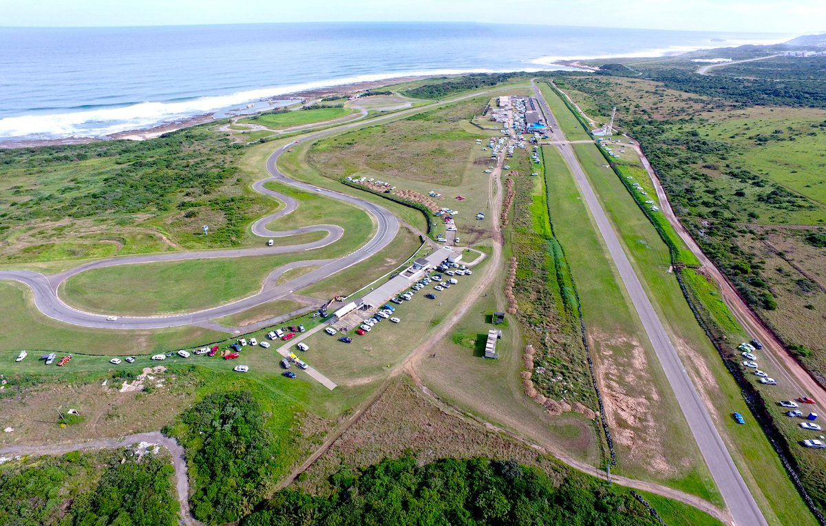 The place to be this weekend, as the #EastLondon #GrandPrix Circuit hosts the #HistoricGrandPrix Festival. #BuffaloCity #EasternCape
@AutomartSA @PrestigateMag_SA @Wheels24 @HistoricRacingNews @TheCapeTownGuy