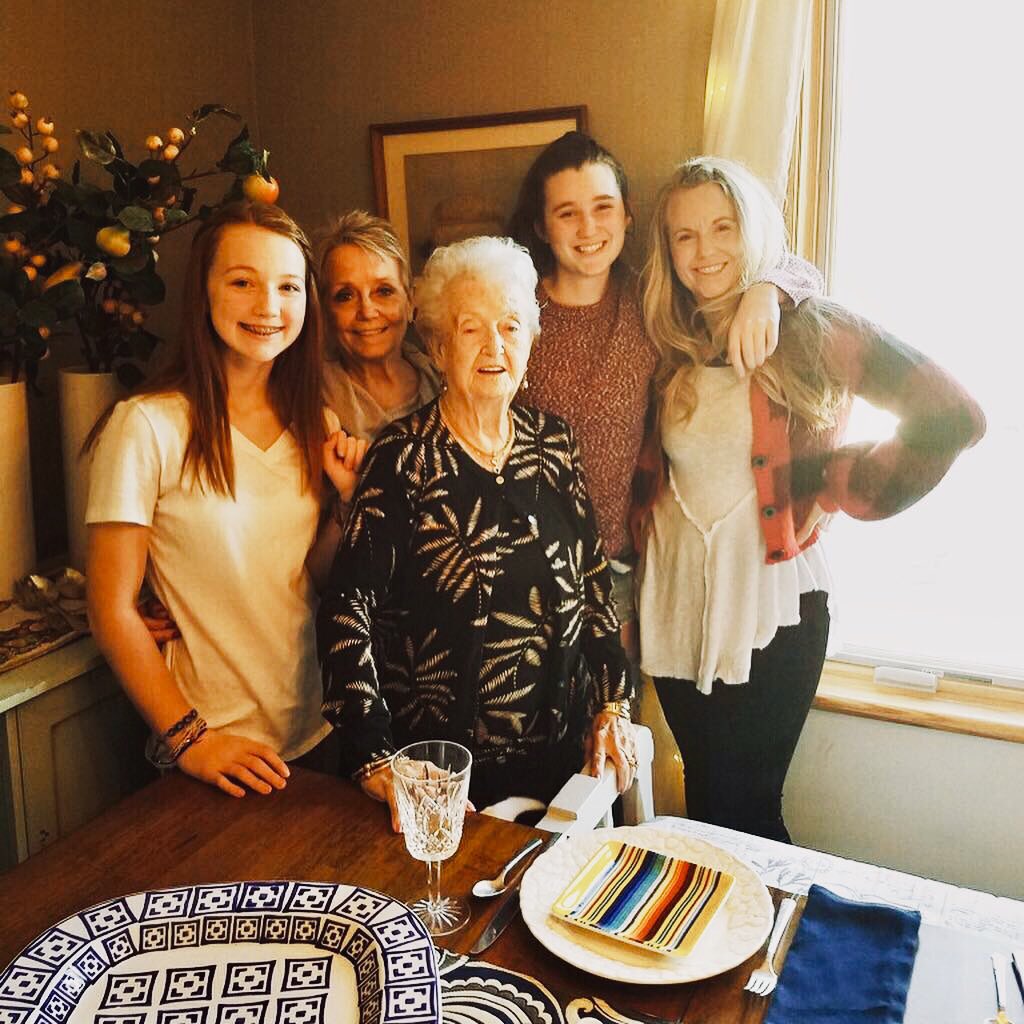 So many blessings to count & among them was that there were 4 generations of amazing women around the table tonight ❤️
#Thankful
#MomItForward #PassTheGravy