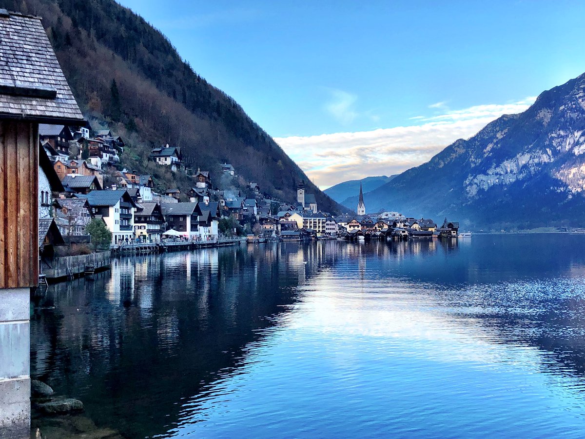 Ser_gioM's tweet photo. #Hallstatt es uno de los pueblos más bellos  del mundo y patrimonio Universal de la Unesco. #photography #wanderlust #Viajes https://t.co/2GPbicMORr