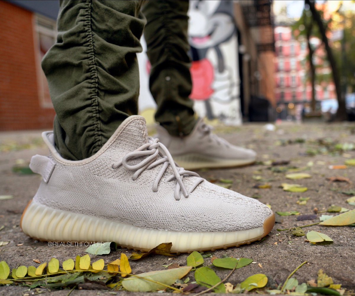 yeezy 350 sesame outfit