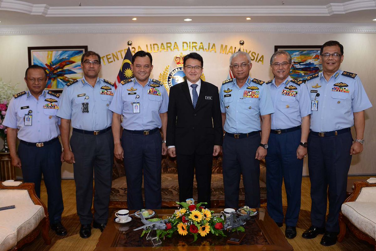 Twitter पर Tudm Markas Tentera Udara Terima Lawatan Timbalan Menteri Pertahanan Yb Senator Liewchintong Hari Ini