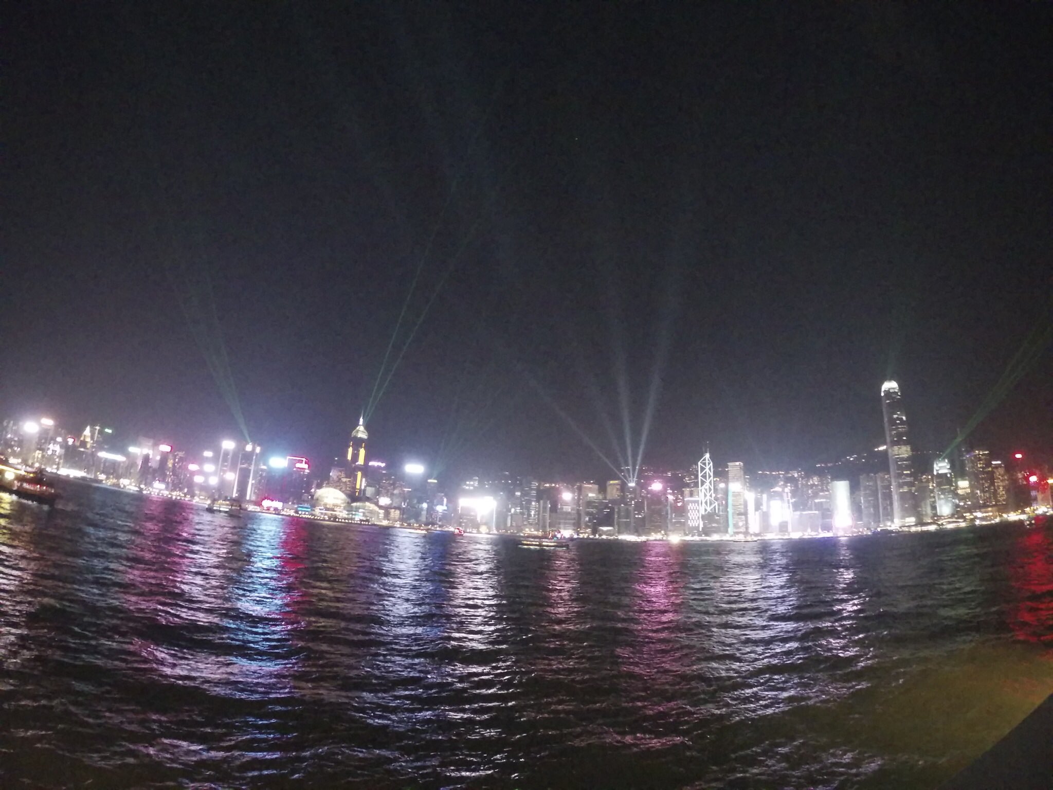 ヴィクトリアハーバー Twitter Search Twitter