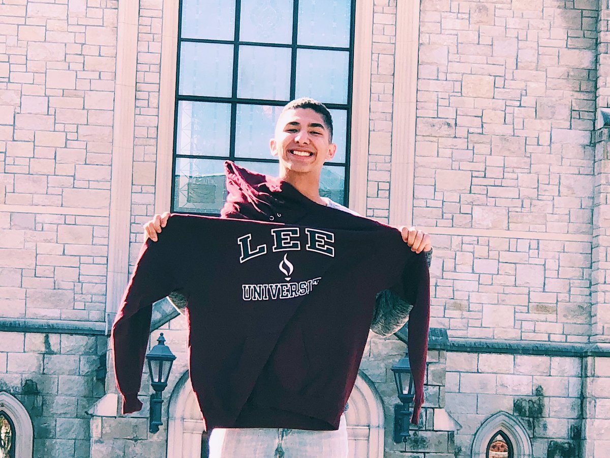 skyeharuyama's tweet photo. #leeuniversity accepted and going 
Class of 2023 https://t.co/Ez8wp2sBX4