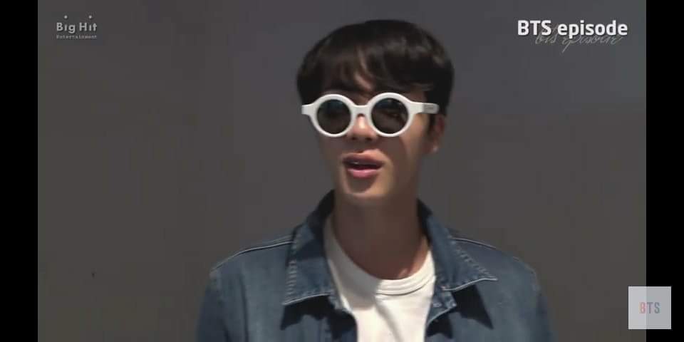 ssofbts's tweet photo. Si pueden ponerlas en todas sus redes sociales seria mucho mejor. 
@BTS_twt #Epiphany50M #Awake10M https://t.co/Z5dQpXbPjg