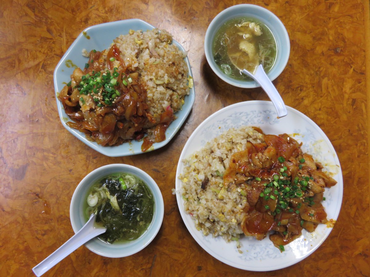 mrsk_hrk's tweet photo. #デカ盛り #かし亀 #肉のせチャーハン #大盛り #昼ごはん #飯テロ #埼玉県 #加須市 #チャーハン #中華 #美味い https://t.co/Ip4XzoMmav