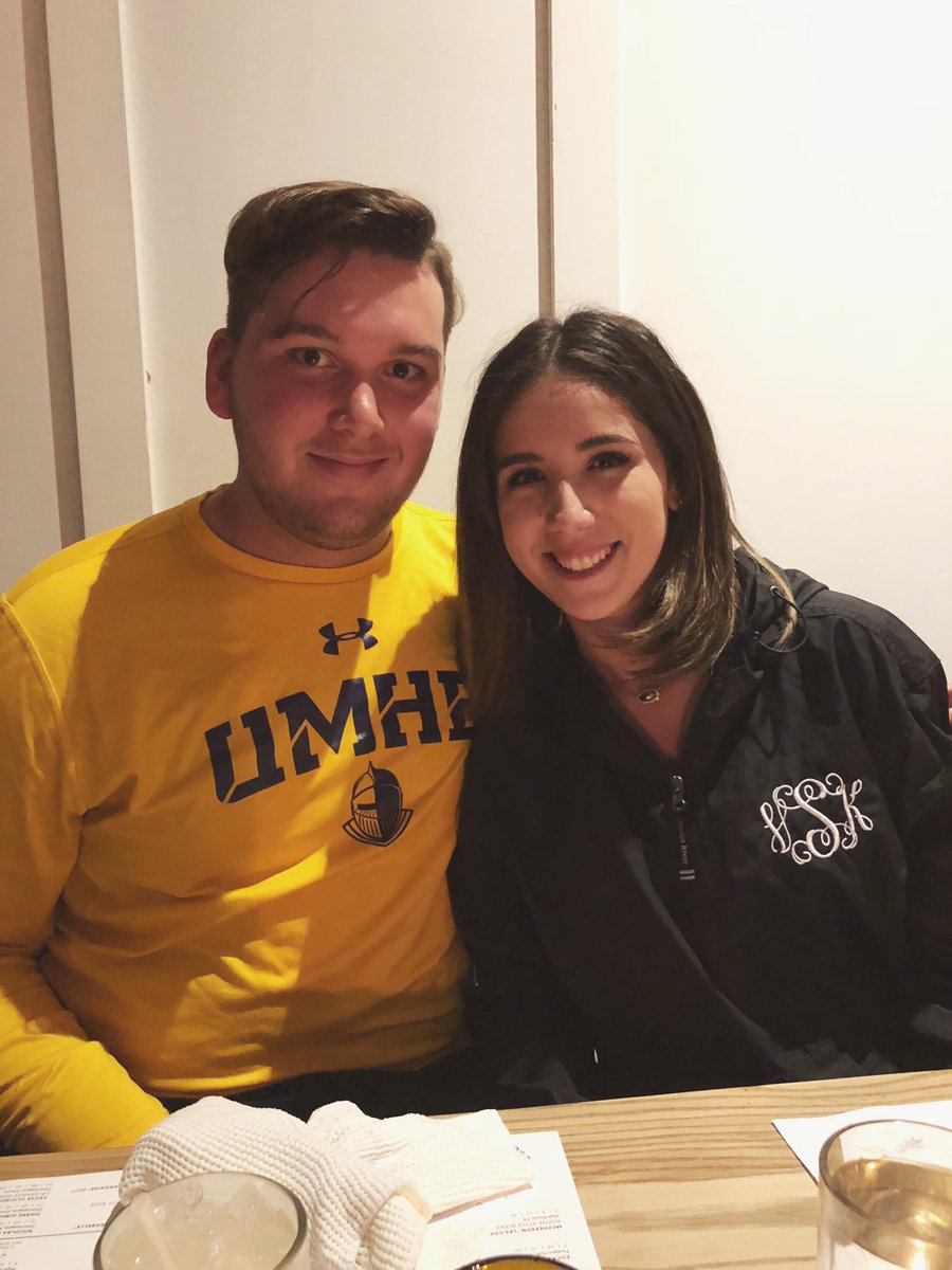 toris77's tweet photo. How I got so lucky, idk, but I’m super thankful for him and all he does for me🥰 https://t.co/WnAafMPUWA