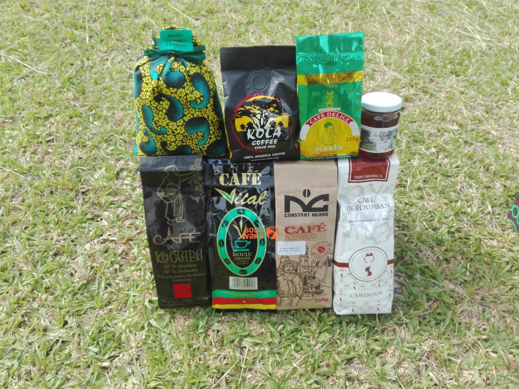 sosowaka's tweet photo. Inconnu de la majorité des locaux, la plupart des cafés #MadeInCameroon, à la différence des cafés importés, sont des cafés gourmets (de luxe). Ces derniers sont bons pour la digestion, le rythme cardiaque, le foie et lutte contre le cancer, la migraine, le declin cognitif etc. https://t.co/6mQR0RGBRT