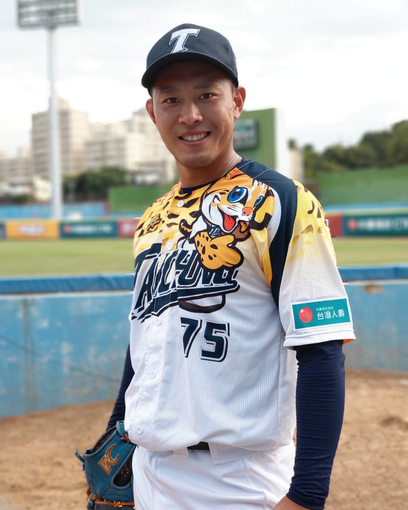 徳島インディゴソックス　ユニフォーム 実使用　知賀 涼介 春先取りの 徳島インディゴソックス ユニフォーム 実使用 知賀