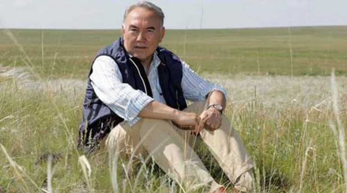 Kazakistan Devlet Başkanı Nursultan Nazarbayev’in Türk Tarihine ışık tutan “Büyük Bozkır’ın Yedi Özelliği” adlı esaslı makalesini burdan okuya bilirsiniz.
twesco.org/tr/news/nursul…