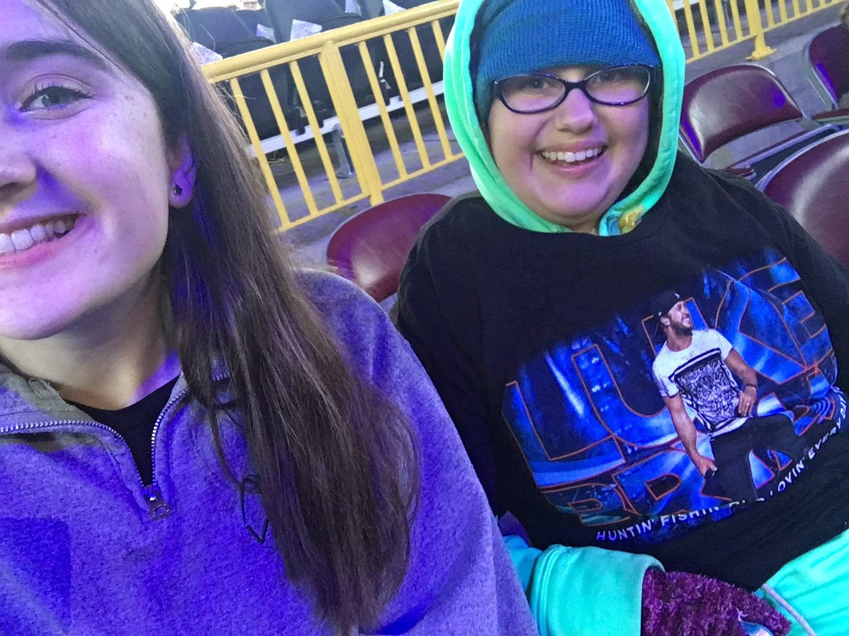 riley_draddy22's tweet photo. i love you, forever and always. rest easy my love. https://t.co/M6pebmNA10