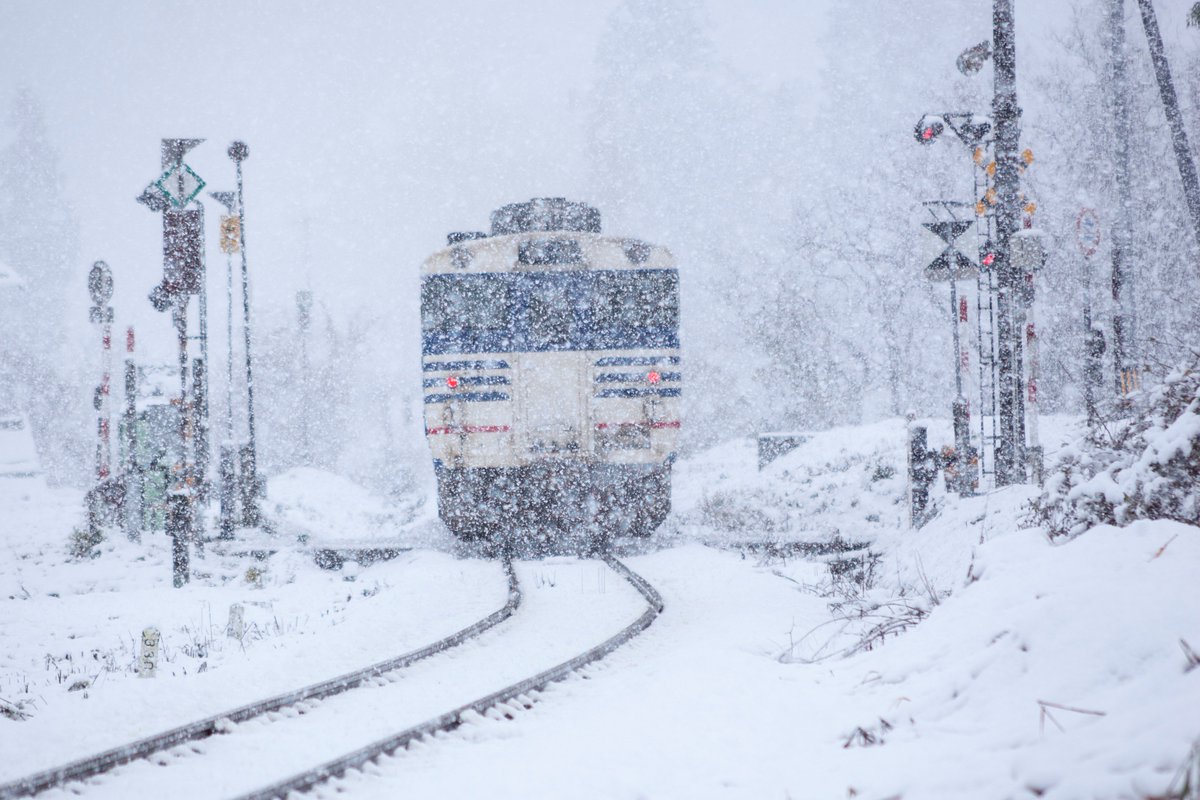 itac1957's tweet photo. 只見線に初雪。 https://t.co/GvK3ibw6hI
