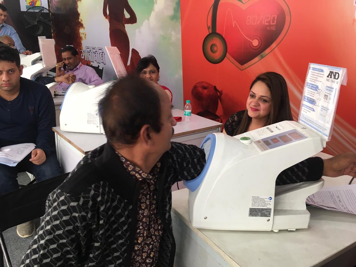 MoHFW_INDIA's tweet photo. #FreeScreening & #FreeHealthCheckup in their full swing at the #IITF2018 health camps, generating awareness & promoting early diagnosis to prevent & control #NCDs. Do visit the camps when you go to the Trade Fair at #PragatiMaidan, #NewDelhi. #SwasthaBharat https://t.co/NkcTefKwv8