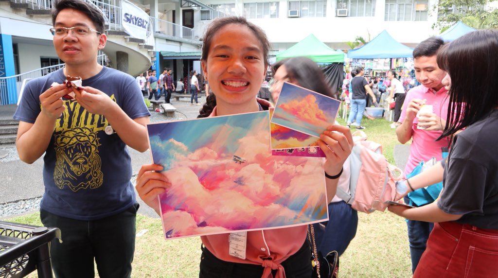 marycruzing's tweet photo. DAY 2 OF THE MCHS FAIR!!
Selling out fast, thank you to all those dropping by, and sharing art! #PaperPirate #ArtPh https://t.co/exRIIabMe9
