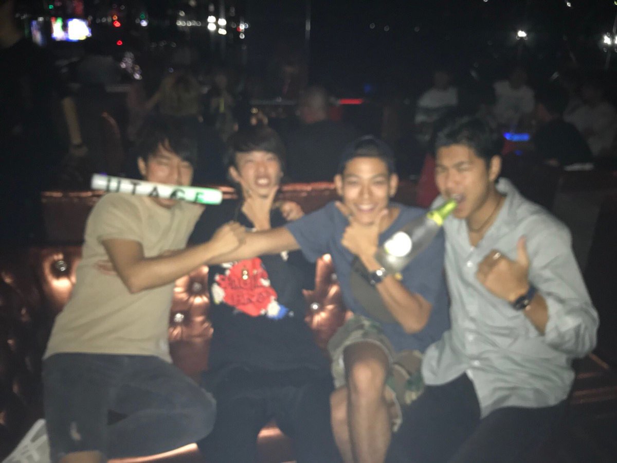 CONNECT_Aichi's tweet photo. 🍾いよいよ明日開催🍾
シャンパン飲み放題の…#シャンパリ ‼️

下記のURLから名前を書くだけで
取り置きの申請ができます😊
https://t.co/YZ8a0lZJbL

4時間半飲み放題のモンスターパーティ‼️

三連休ど真ん中を
【飲んで】【踊って】【楽しめ】💨 https://t.co/qpv9iqnb9n