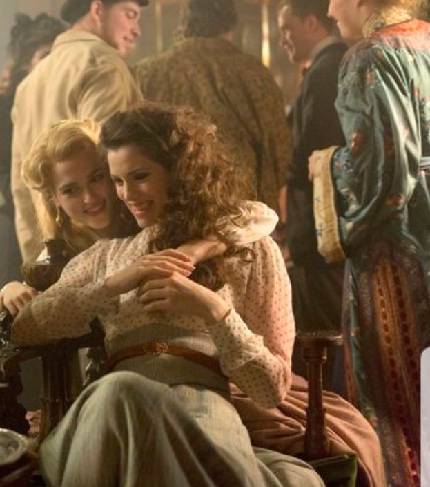 JacksonBrittsny's tweet photo. #westernray #netflixsavedracula https://t.co/Ly9fi3XF6c
