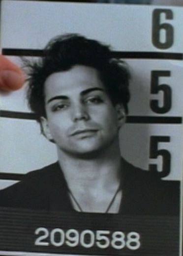 RGSoph's tweet photo. Wanted ! https://t.co/x3vnYkOlmC
