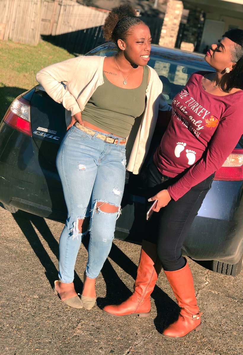 nfinuhtee's tweet photo. distance never mattered , this my bestie 4ever..π€πΎβ€οΈπ¦ #shesolid @AshleeTash__ https://t.co/C76eowsq3C