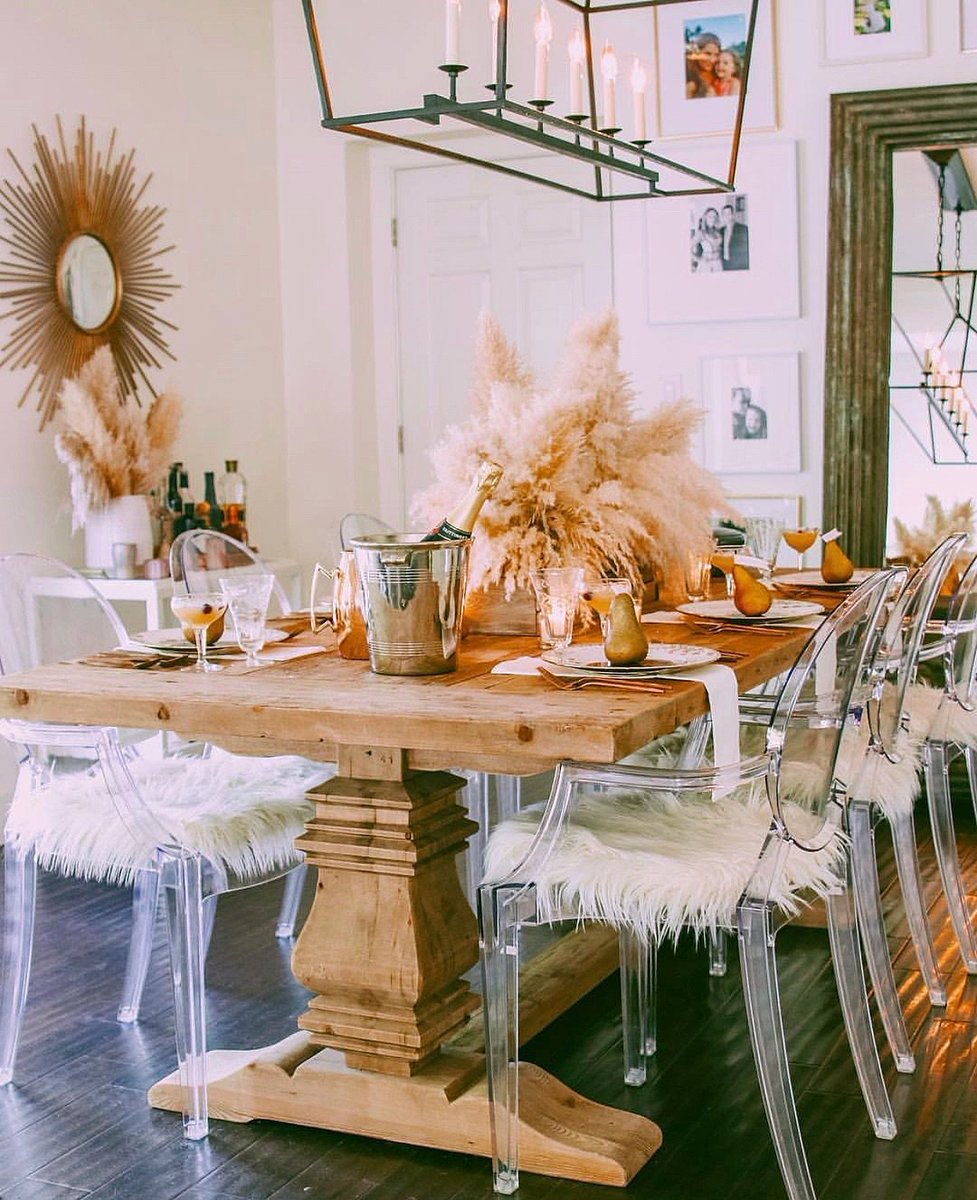 Happy Thanksgiving from the Poly &amp; Bark Team!!! We are extremely thankful for all of you guys! We hope you all have a fun and safe holiday! 🍽🍗
#polyandbark #thanksgiving #myhomestyle #modernfarmhouse #furnituresale #midcenturymodernfurniture #turkey #turkeyday #thanksgiving🦃