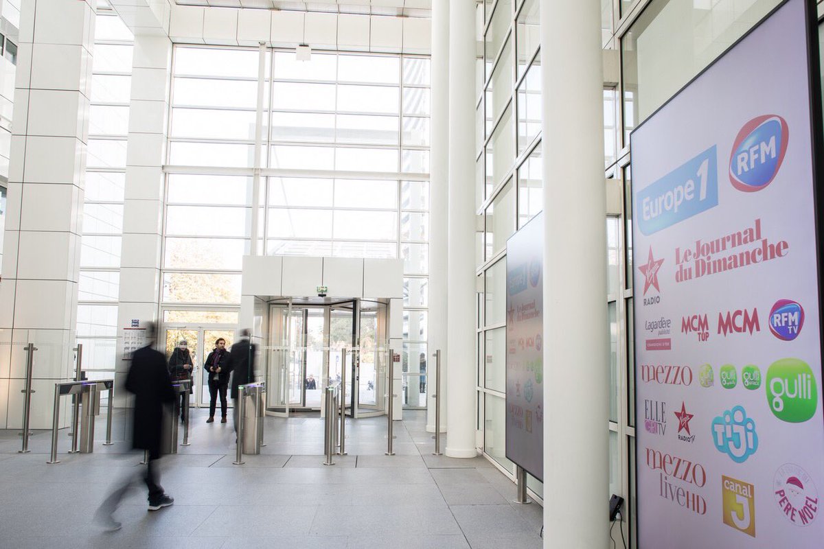 📦 <a href="/Europe1/">Europe 1</a> déménage aujourd'hui : après 63 ans rue François 1er, nos nouveaux studios sont désormais rue des Cévennes à Paris !

Découvrez-les en avant-première 👉 bit.ly/RueDesCevennes

#Europe1