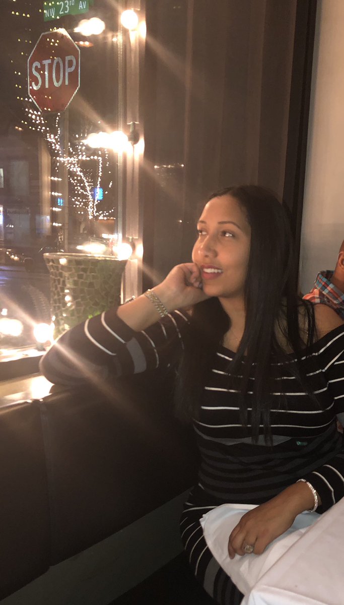 TeamRokeyaJ's tweet photo. I’m reminded today to stop and think about how amazing my life really is...too blessed to be stressed. #HappyThanskgiving #Thankful #LiveLifeLong #FamilyFirst #PacificNWLife https://t.co/sg4fJizuWt