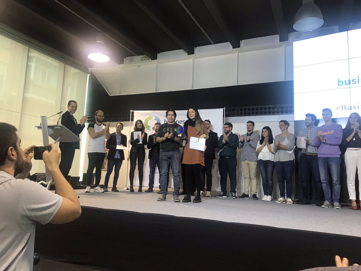 Brandty_Es's tweet photo. El Granjero Milenial uno de los ganaderos del @businessmarket_ 
#BusinessMarketElche https://t.co/oYRwxvPTC1