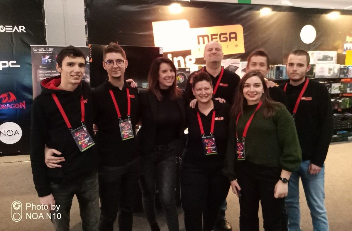 H18Megastore's tweet photo. Na @RebootInfogamer sajmu nas je posjetila i @nivescelsius 😊
Kakvi su vaši planovi? Nadamo se da ćete doći na InfoGamer sajam do 25.11. 🔥 ... i ne zaboravite! Nalazimo se u paviljonu 9! Vidimo se! #MEGAgaming https://t.co/xxxDmhw7Vl