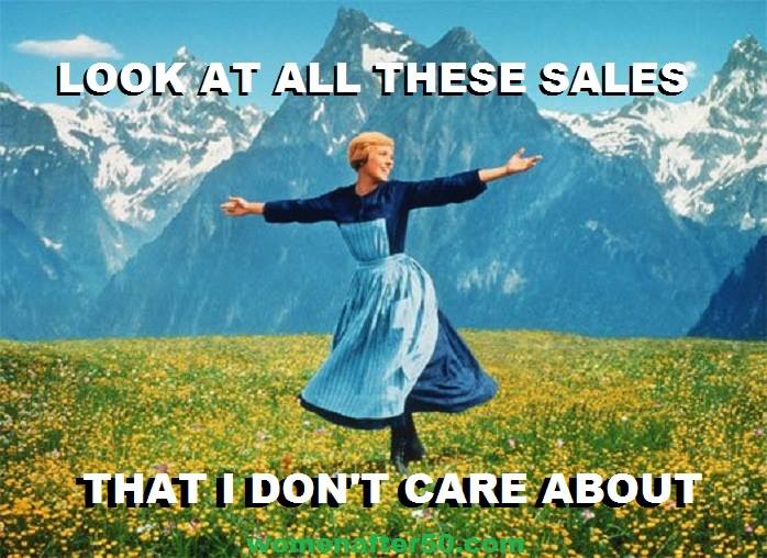 NHWomenMag's tweet photo. Anyone heading out for Black Friday today? https://t.co/Ytpc4dG7gF