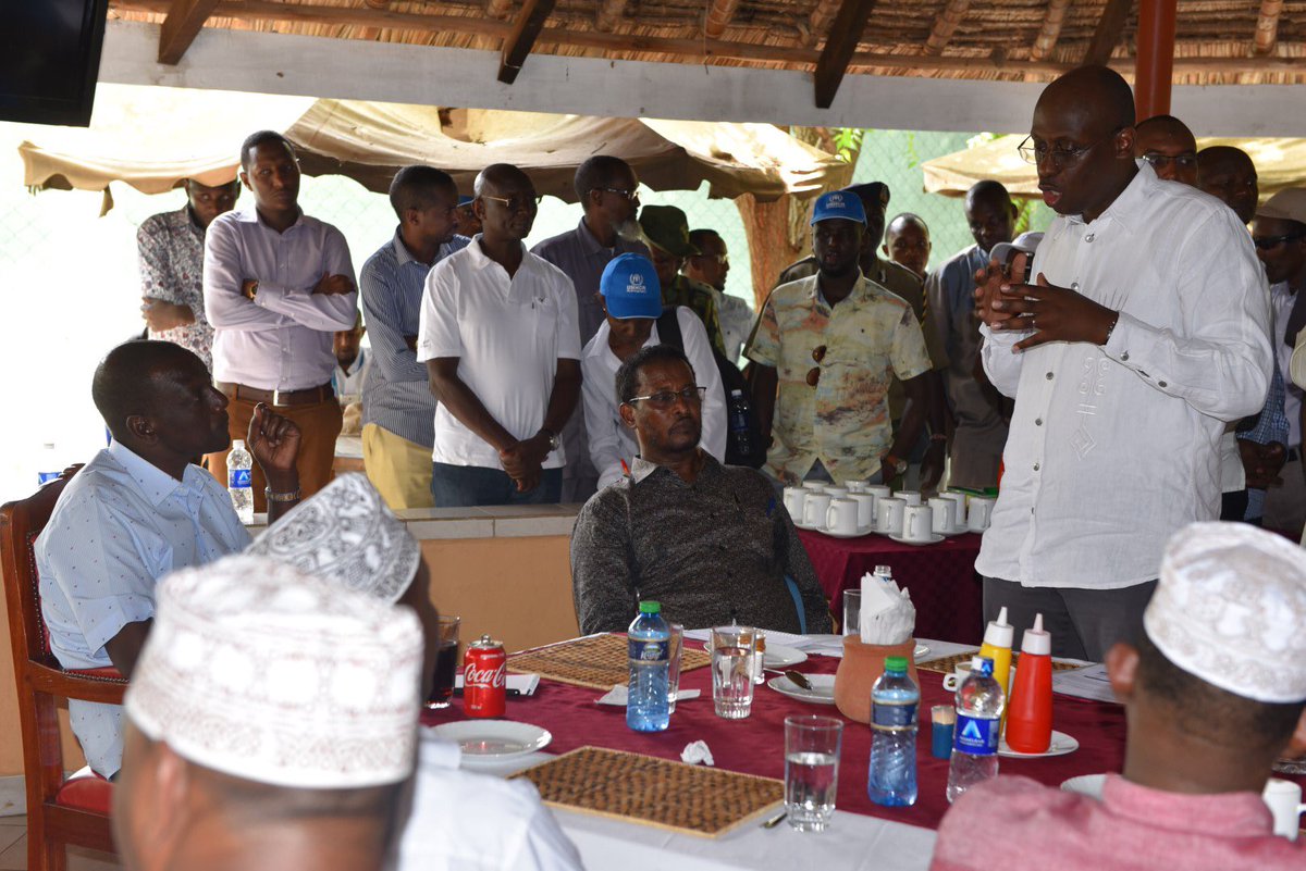 RaoufMazou's tweet photo. Deputy President @WilliamsRuto announced the creation of a Technical &amp; Vocational Training Center for host community &amp; #refugee youth using facilities built by #UNHCR in #Dadaab. 40% of camp population is below 25yrs. Many are motivated but need skills. https://t.co/a81Hd8r6du