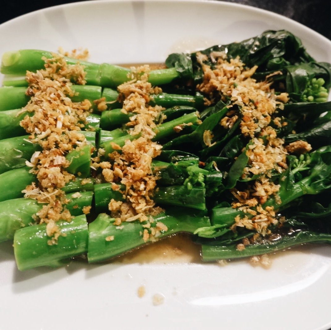 aroipa's tweet image. ปลากระพงราดพริก ลาบแซลม่อนรมควัน ฉู่ฉี่กุ้งสด คะน้าฮ่องกงผัดน้ำมันหอย ข้างผัดพริกเผาไก่ ทั้งหมดนี้อร่อยทุกอย่าง! อาหารถูกปากมากๆ ร้านก็ใหญ่สุดๆเดินวนไปวนมาอาจจะหลงได้5555 มีมุมถ่ายรูปเยอะมาก เหมาะกับมากินกับครอบครัวหรือเลี้ยงฉลอง บรรยากาศดีจริงๆ
.
📍Chocolateville
@aroii #aroipa