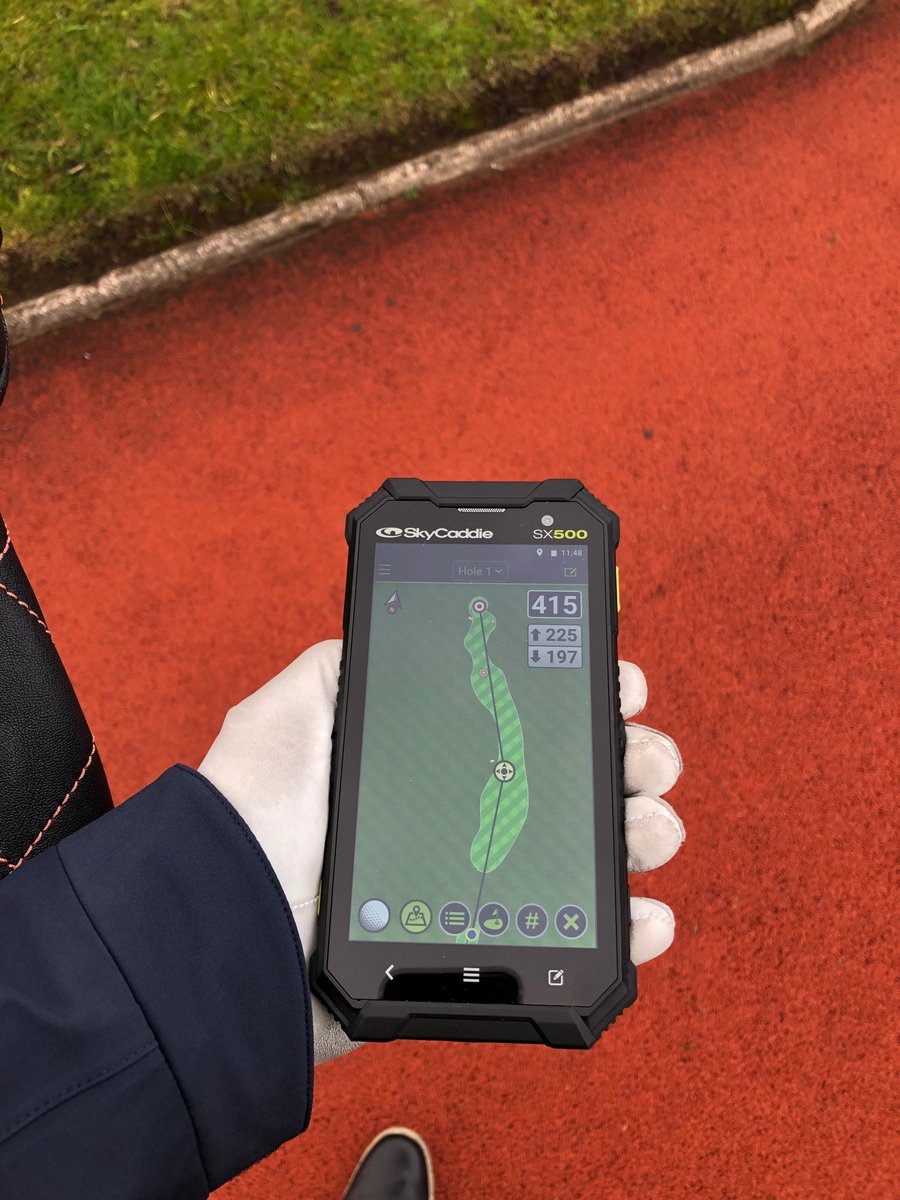 PaulEalesGolf's tweet photo. Xmas has come early👏🏻👏🏻😄 @SkyCaddieUK 👍🏻 @StaysureTour https://t.co/0gXOsJjRmp