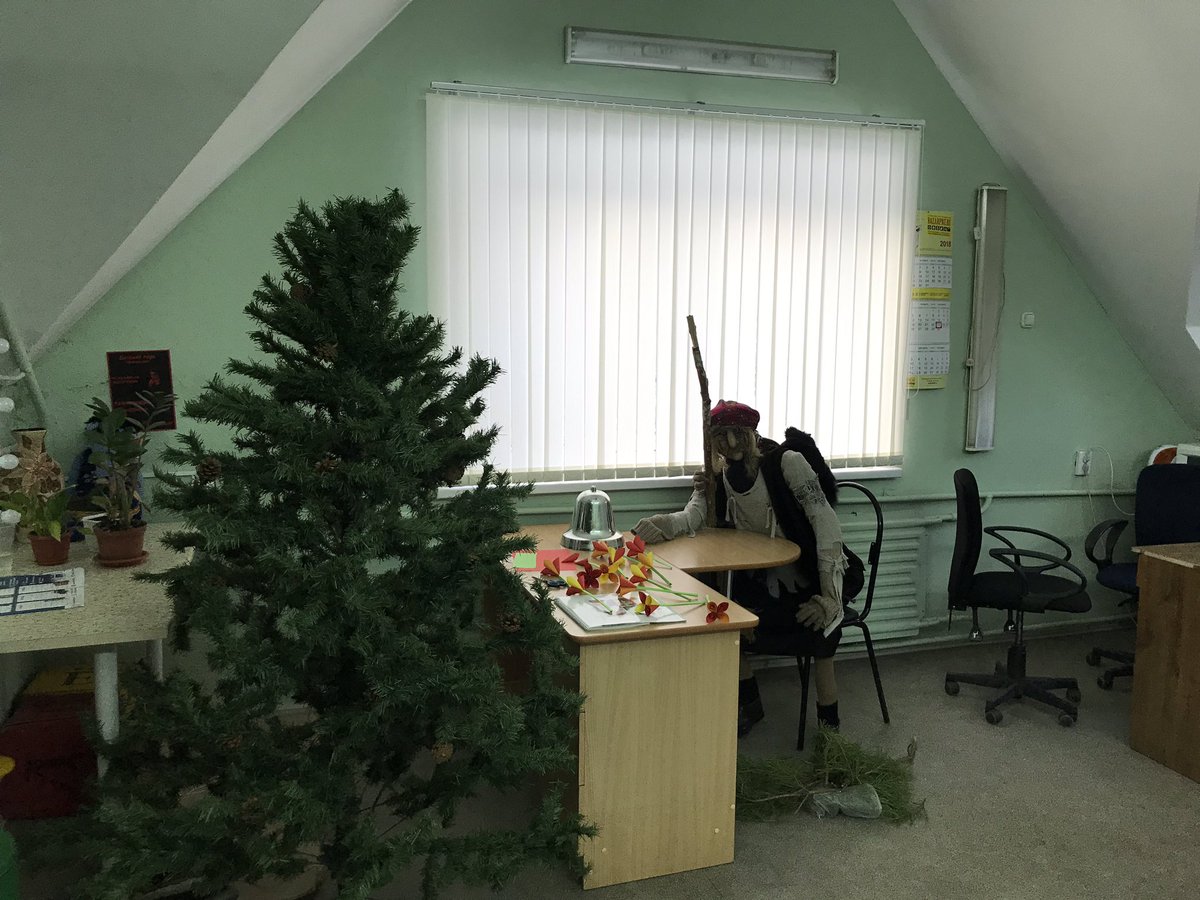 Баба Яга уже заждалась Новый год #Детскийпарк #Пенза