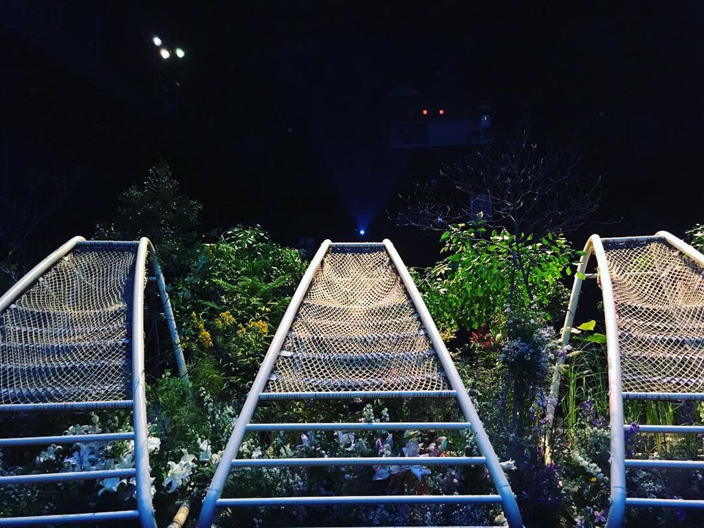 appetite_'s tweet photo. 취하려거든 이만큼의 풍류 쯤에는 취하여야 하겠고 꿈을 꾸려고 해도 이만큼의 꿈 정도는 꾸어보아야 하겠고. 박박parkpark(박민희) 춘면곡, 권주가 @_parkminhee https://t.co/xSYiVGY7hb
