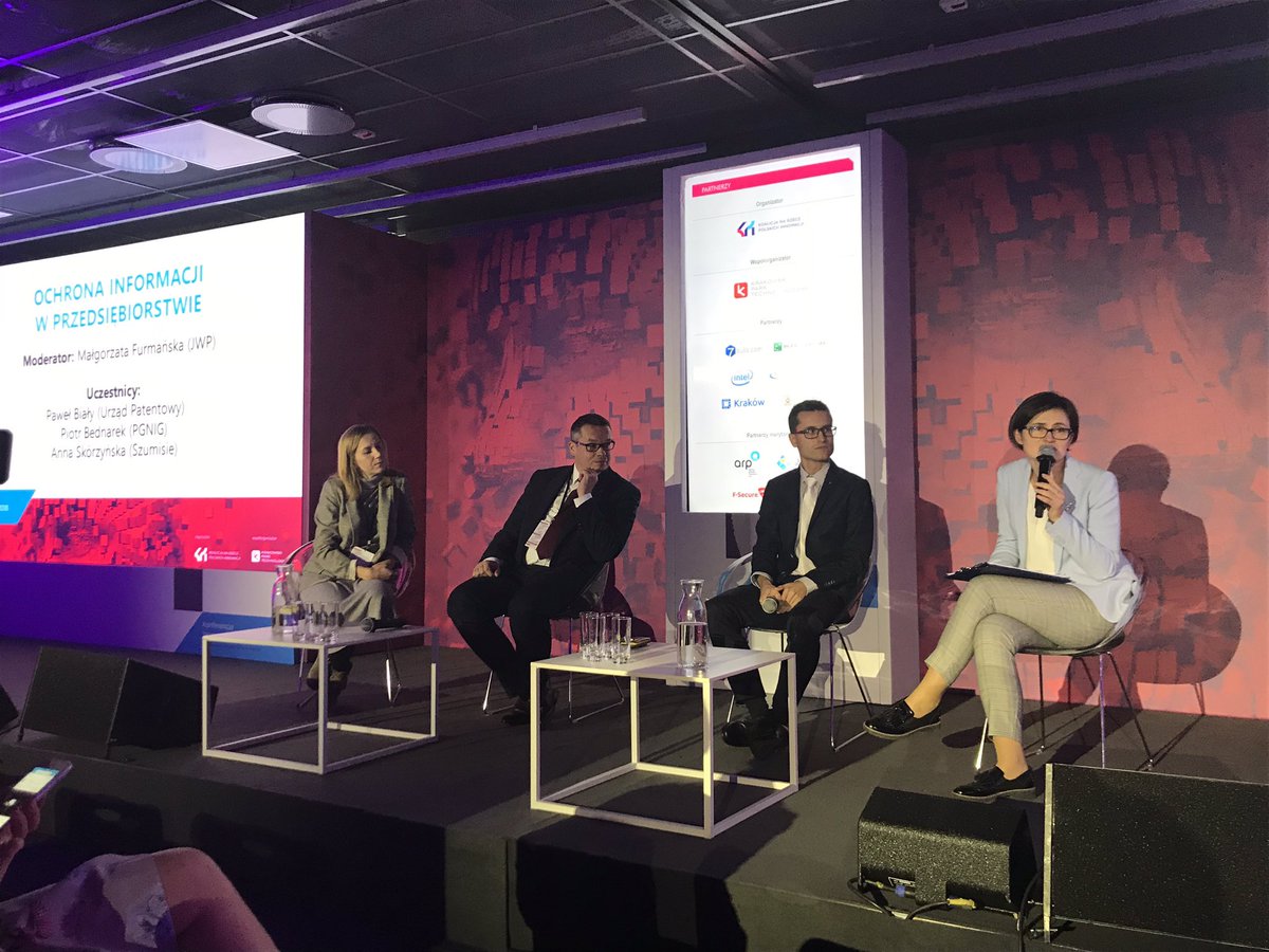 Ciekawa dyskusja dotycząca ochrony własności intelektualnej podczas konferencji  #InnowacyjnaEuropa2018